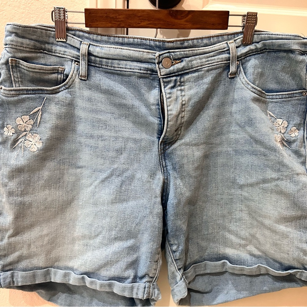 Embroidered Denim Women's Shorts